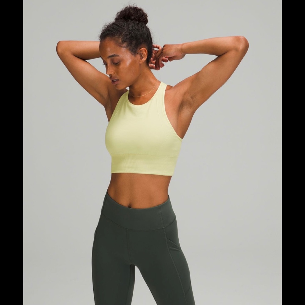 Lululemon Ebb to Train Bra, Magenta NEW